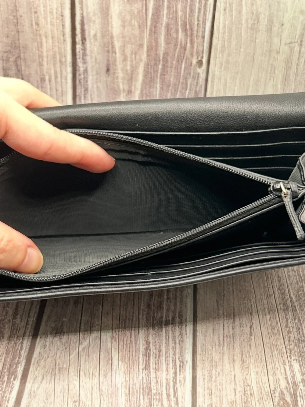GUCCI Microguccissima Bree Continental GG Calfskin Leather Wallet Black w/ COA - Picture 13 of 16